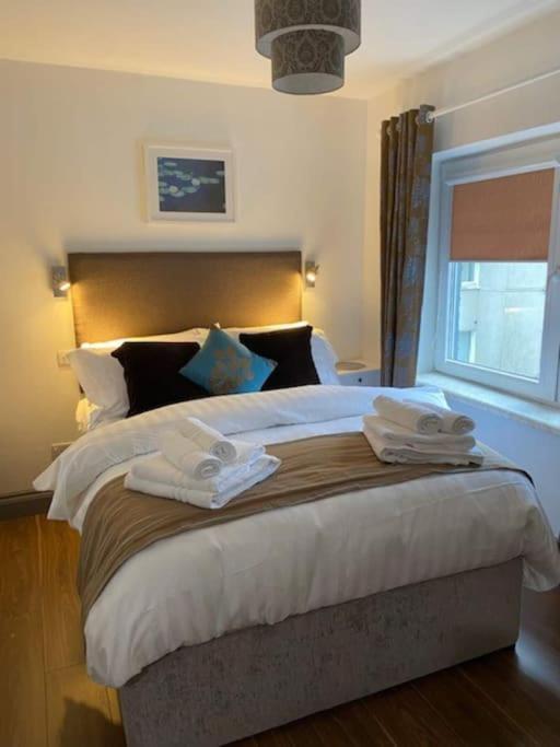 Location, Location - Modern 2 Bed Apt In Killarney Dış mekan fotoğraf